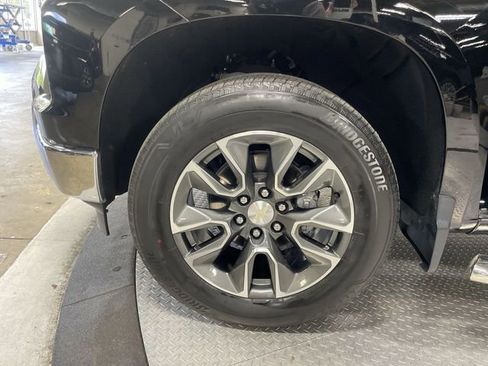 Used 2023 Chevrolet Silverado 1500 LT image 10