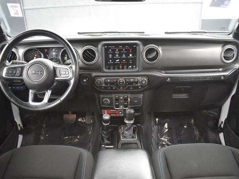 Used 2022 Jeep Wrangler Unlimited Rubicon 4xe image 9