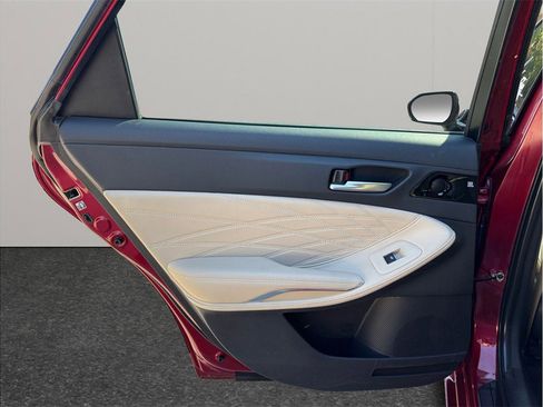 Used 2019 Toyota Avalon Limited w/ Advanced Safety Package image 40