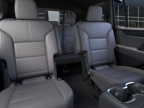 New 2026 GMC Acadia Elevation w/ Elevation Premium Package FWD image 18