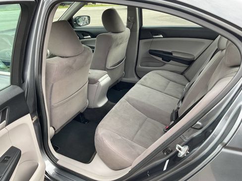 Used 2011 Honda Accord LX image 24