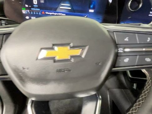 Used 2024 Chevrolet Traverse LT FWD image 21