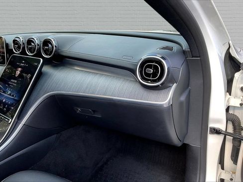 Used 2023 Mercedes-Benz C 300 4MATIC Sedan image 20