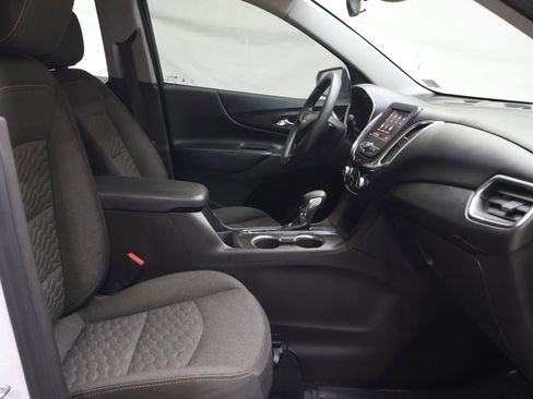 Used 2023 Chevrolet Equinox LT image 10