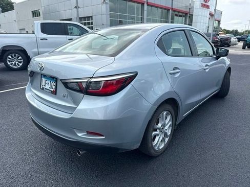 Used 2017 Toyota Yaris iA FWD image 4