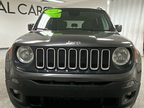 Used 2018 Jeep Renegade Latitude image 15