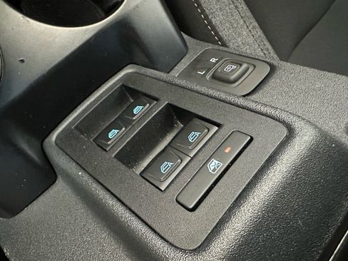 Certified 2025 Ford Bronco Big Bend image 38