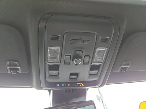 Used 2024 Chevrolet Suburban LT w/ LT Signature Package AWD/4WD image 27