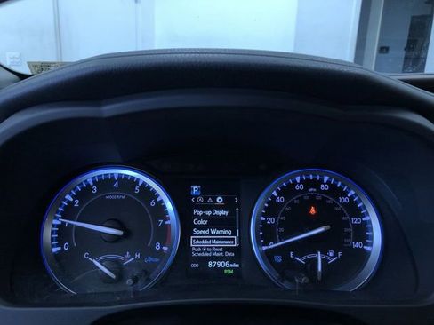 Used 2019 Toyota Highlander XLE AWD/4WD image 33