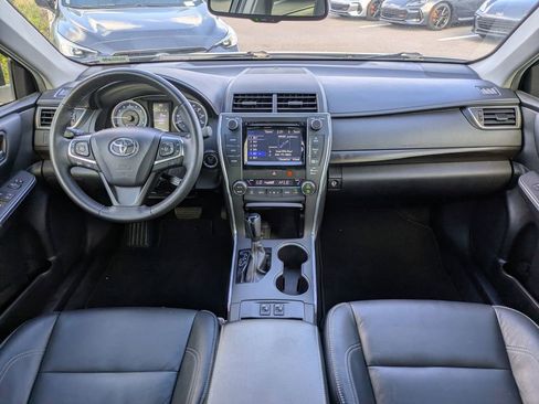Used 2015 Toyota Camry XLE image 14