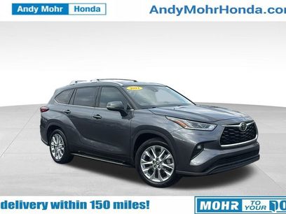 Used 2021 Toyota Highlander Limited