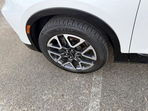 Certified 2023 Chevrolet Blazer RS w/ Enhanced Convenience Package image 15