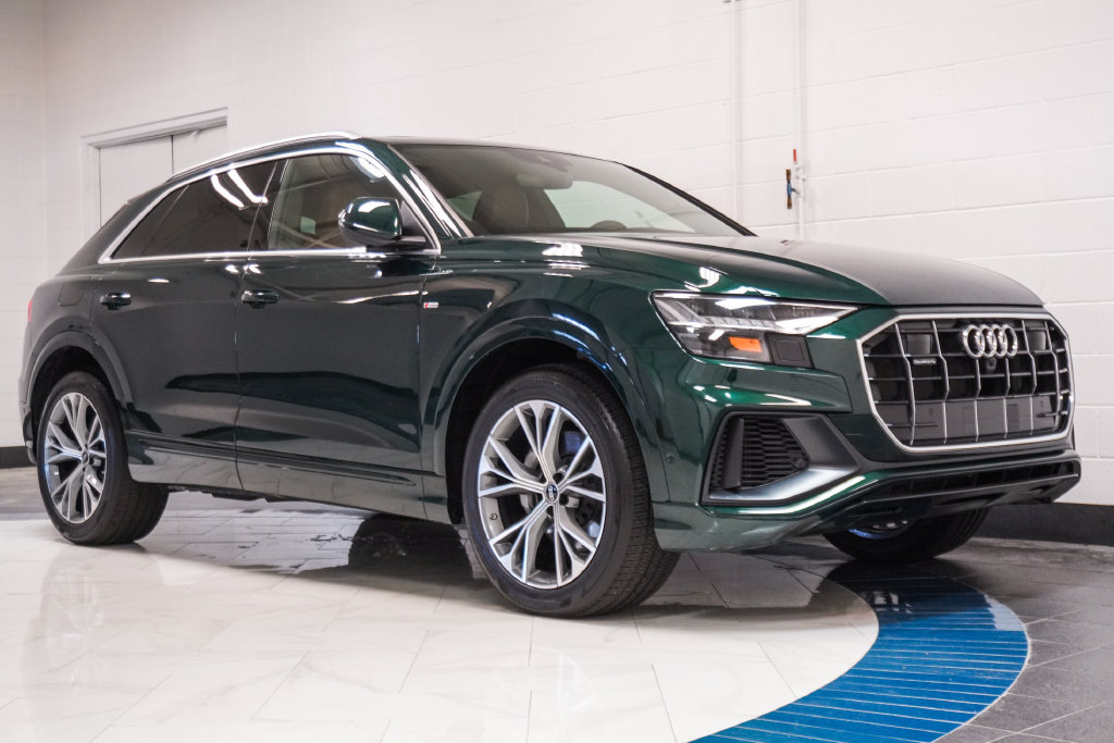 Used 2023 Audi Q8 Premium Plus AWD/4WD image 5