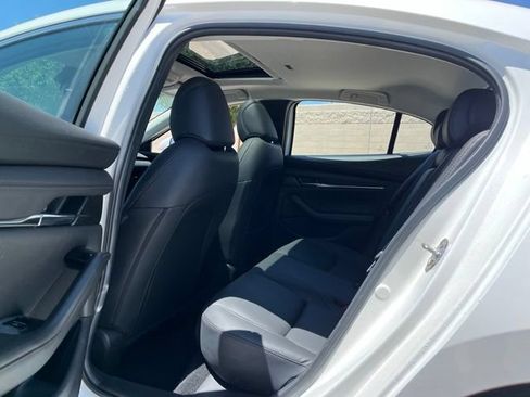 Used 2024 MAZDA MAZDA3 s FWD image 21