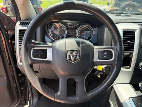 Used 2011 RAM 1500 R/T RWD image 38