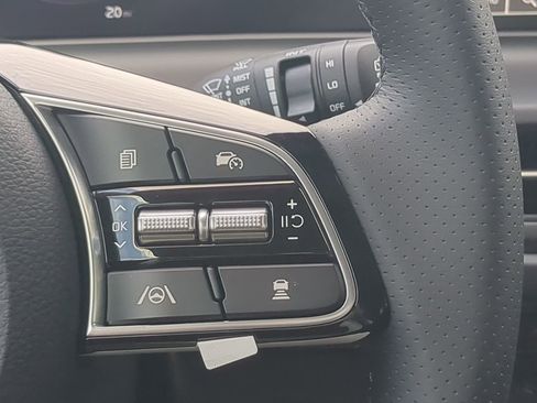 New 2026 Kia Seltos SX image 24