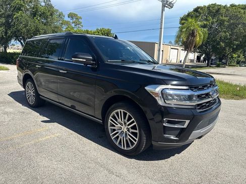Used 2022 Ford Expedition Max Limited AWD/4WD image 6