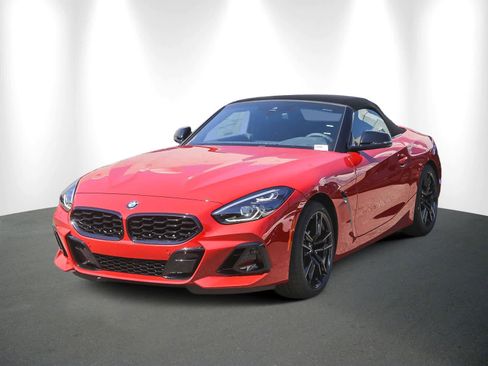 New 2026 BMW Z4 sDrive30i w/ Shadowloine Package image 3