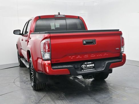 Used 2020 Toyota Tacoma TRD Sport image 6