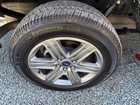 Used 2018 Ford F150 Lariat AWD/4WD image 11