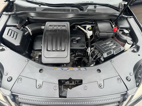 Used 2017 GMC Terrain SLE AWD/4WD image 16