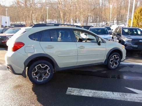 Used 2013 Subaru Crosstrek 2.0i Limited image 8