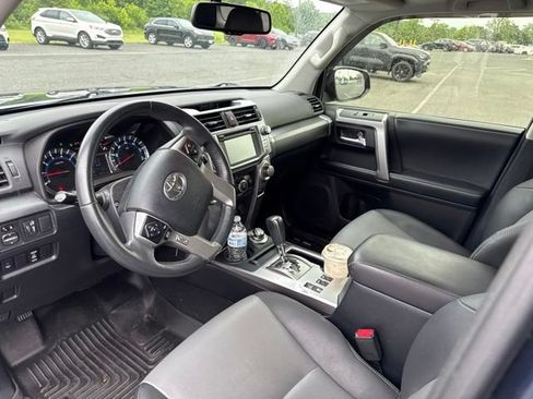 Used 2019 Toyota 4Runner SR5 Premium AWD/4WD image 11