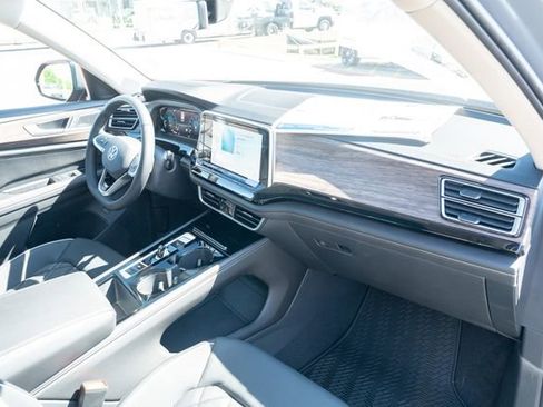 New 2026 Volkswagen Atlas SEL Premium R-Line AWD/4WD image 42