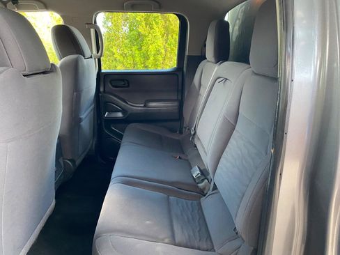 Used 2022 Nissan Frontier S w/ Technology Package AWD/4WD image 39