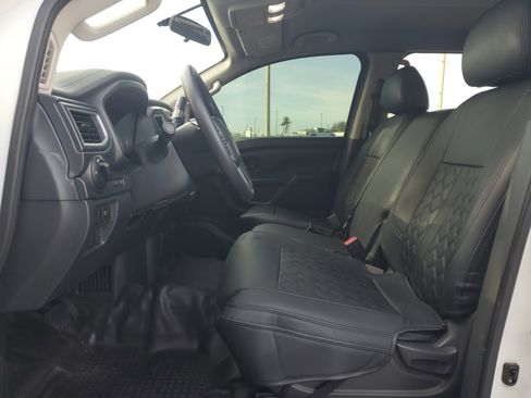 Used 2019 Nissan Titan S w/ S Utility Package image 12
