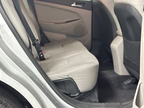 Used 2020 Hyundai Tucson SE FWD image 18