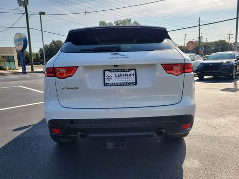Used 2020 Jaguar F-PACE Premium image 7