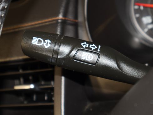 Used 2021 GMC Terrain SLT image 23