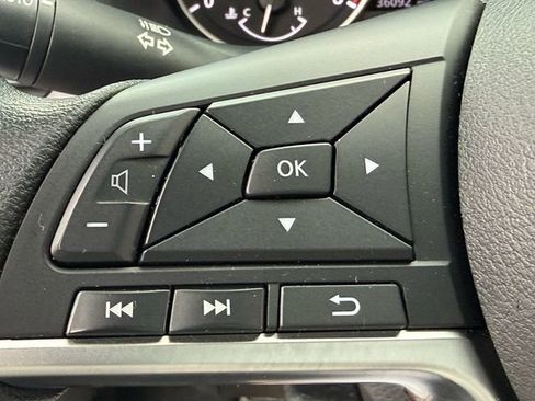 Used 2024 Nissan Sentra SV image 12