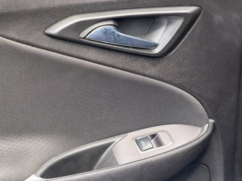 Used 2022 Chevrolet Malibu LS FWD image 17