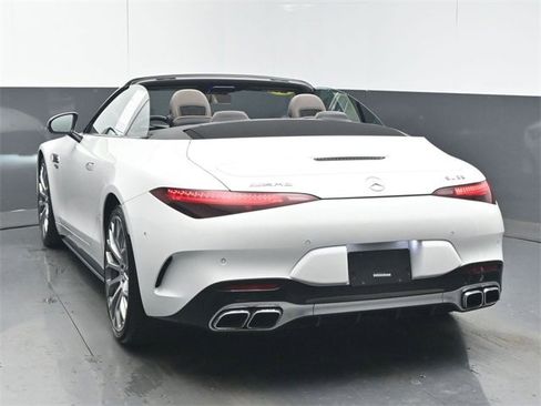 Used 2023 Mercedes-Benz SL 63 AMG SL 63 AMG image 8