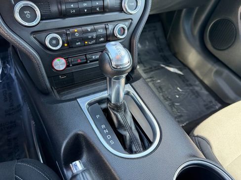 Used 2021 Ford Mustang GT RWD image 25