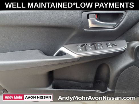 Used 2016 Toyota Camry LE FWD image 13