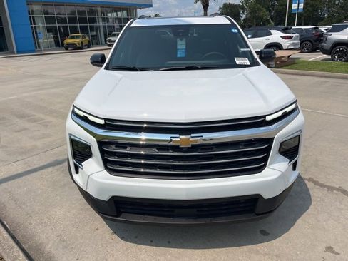 New 2026 Chevrolet Traverse LT w/ Enhanced Driving Package image 12