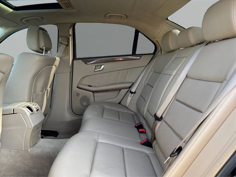 Used 2012 Mercedes-Benz E 350 4MATIC Sedan image 10