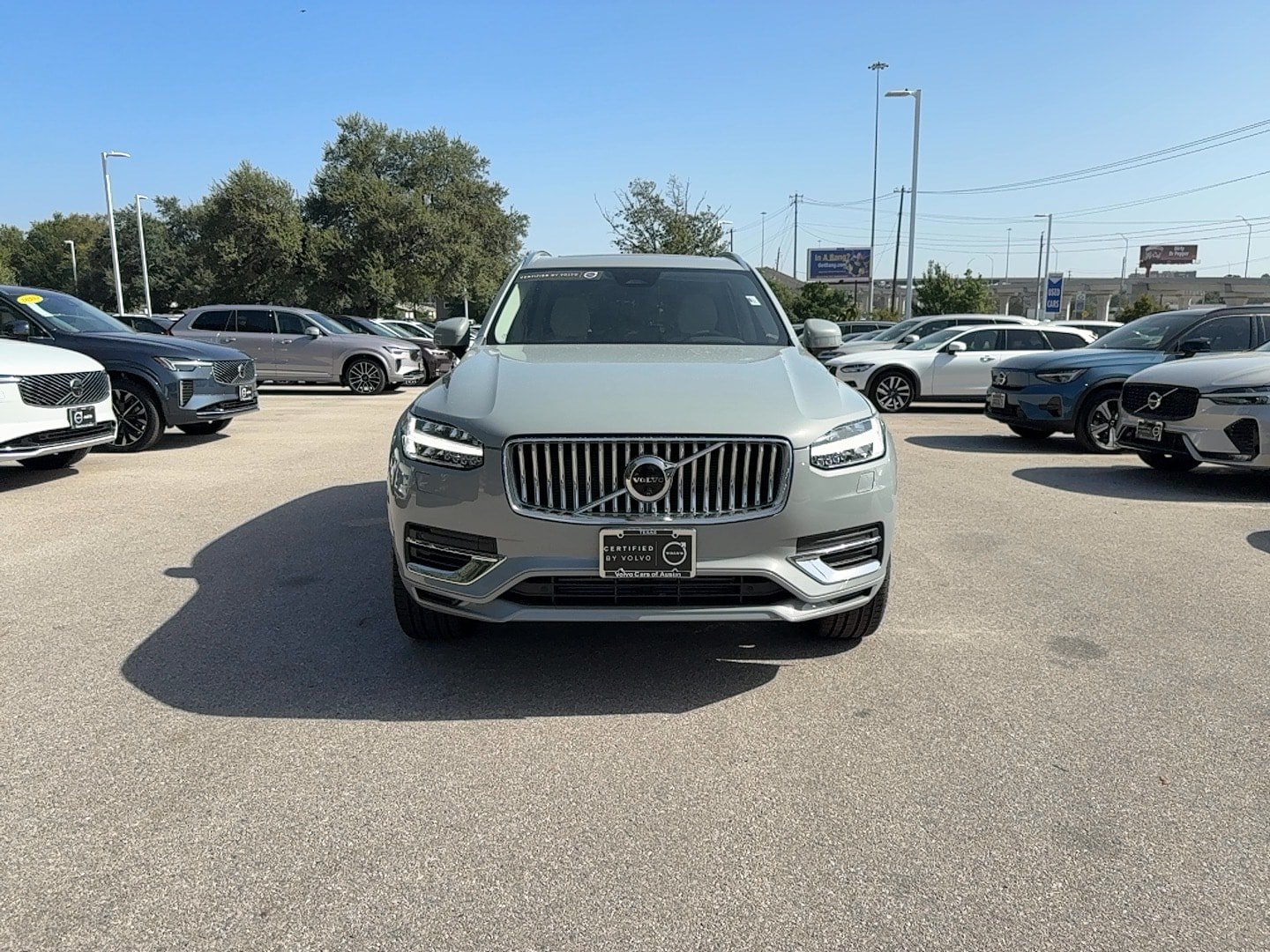 Certified 2024 Volvo XC90 T8 Plus w/ Protection Package Premier AWD/4WD image 8