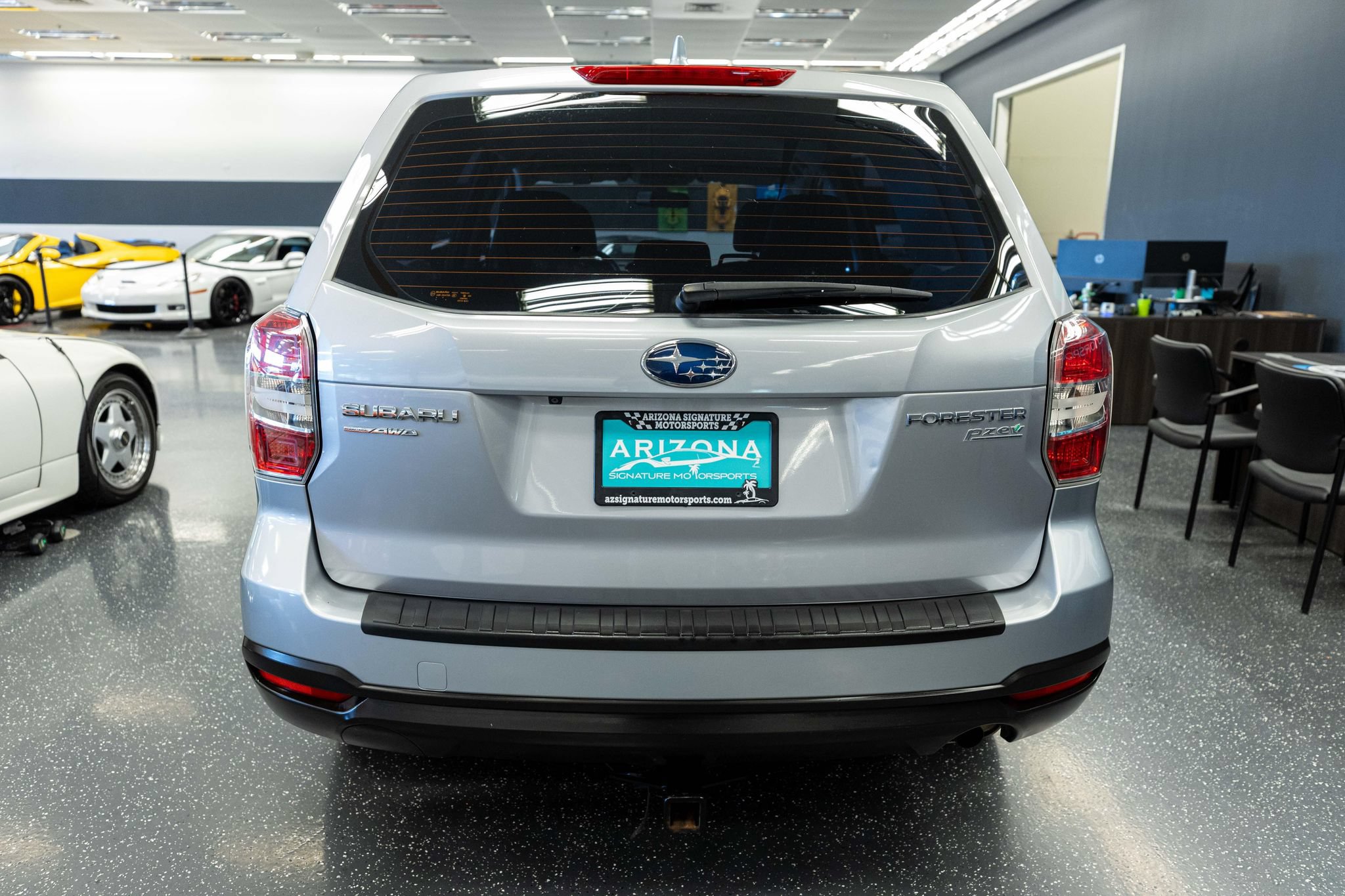 Used 2016 Subaru Forester 2.5i AWD/4WD image 7