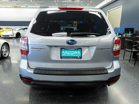 Used 2016 Subaru Forester 2.5i AWD/4WD image 7