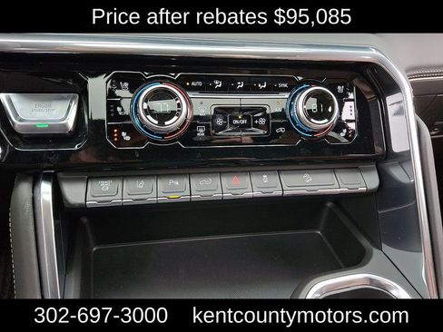 New 2026 GMC Sierra 2500 Denali Ultimate AWD/4WD image 16