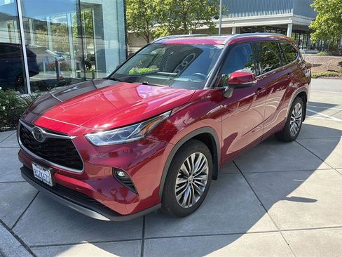 Used 2020 Toyota Highlander Platinum image 1