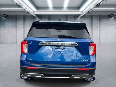 Used 2022 Ford Explorer XLT w/ Equipment Group 202A image 26