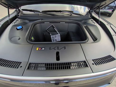 New 2026 Kia EV9 Light image 30
