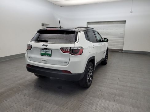 Used 2025 Jeep Compass Limited AWD/4WD image 7