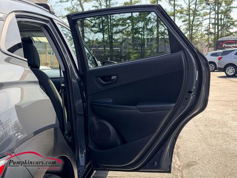 Used 2023 Hyundai Kona SEL image 21