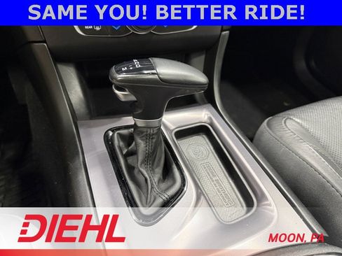 Used 2019 Dodge Charger SXT w/ Plus Group image 33